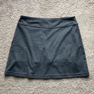 Athleta Skort Skirt with Shorts Gray Size Medium Athletic